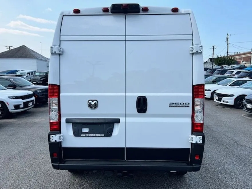 2024 Ram ProMaster 2500 photo 1
