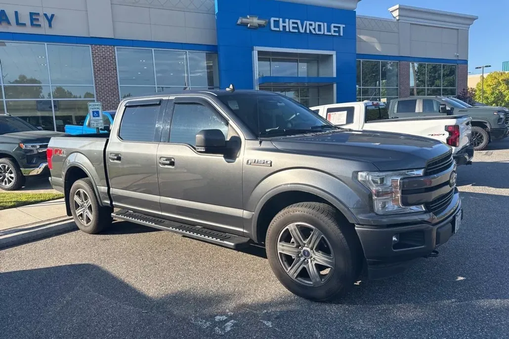 2019 Ford F-150 Lariat photo 1