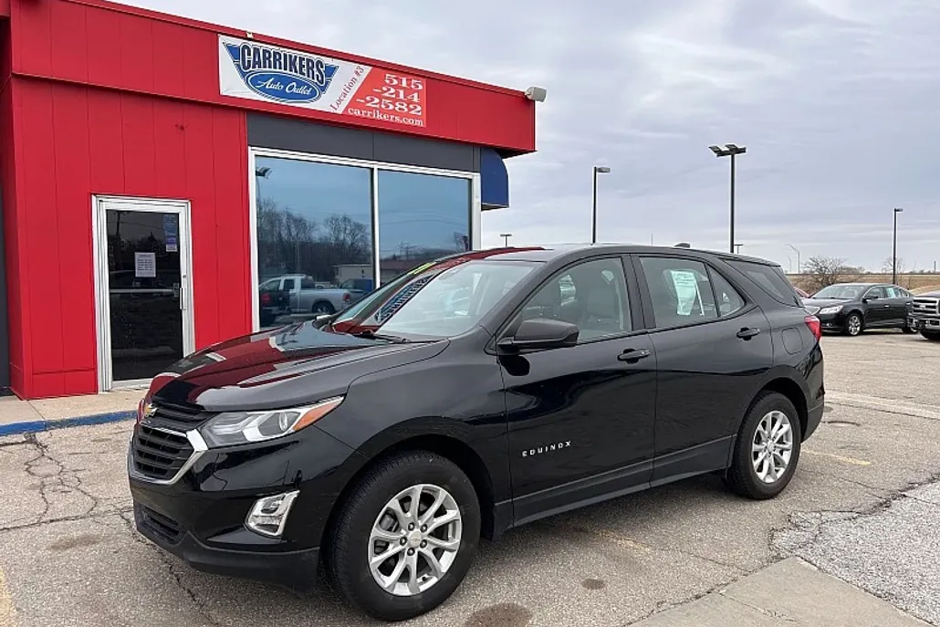 2021 Chevrolet Equinox LS photo 1