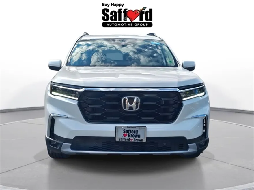 2025 Honda Pilot Touring photo 1