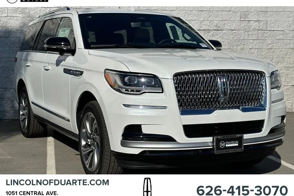2024 Lincoln Navigator Reserve photo 1