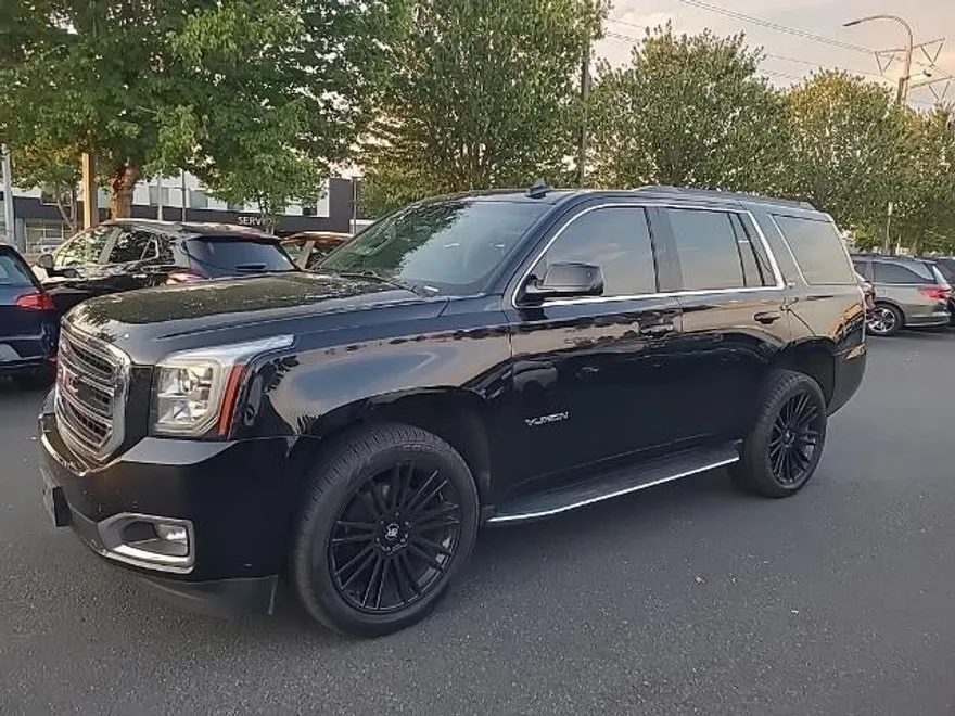 2020 Gmc Yukon SLT photo 1