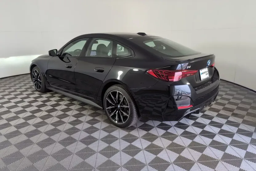 2025 Bmw i4 eDrive40 photo 1