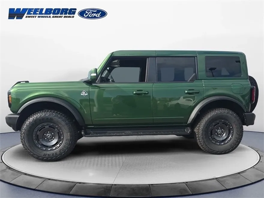 2025 Ford Bronco Outer Banks photo 1