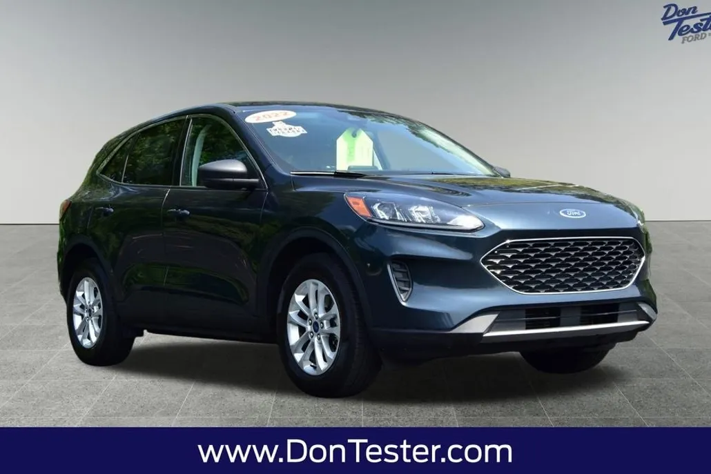 2022 Ford Escape SE photo 1