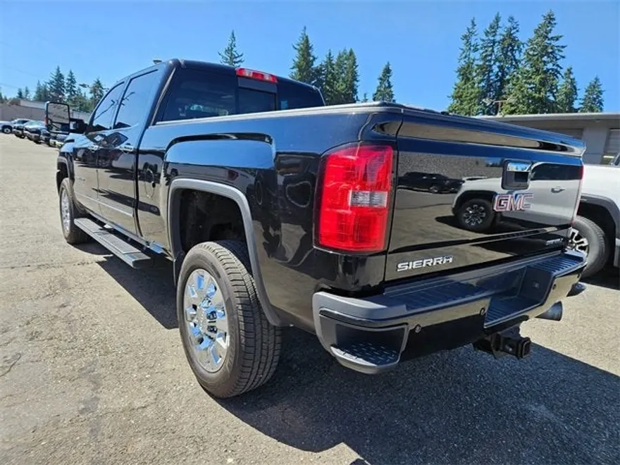 2015 Gmc Sierra 2500 HD Denali photo 1