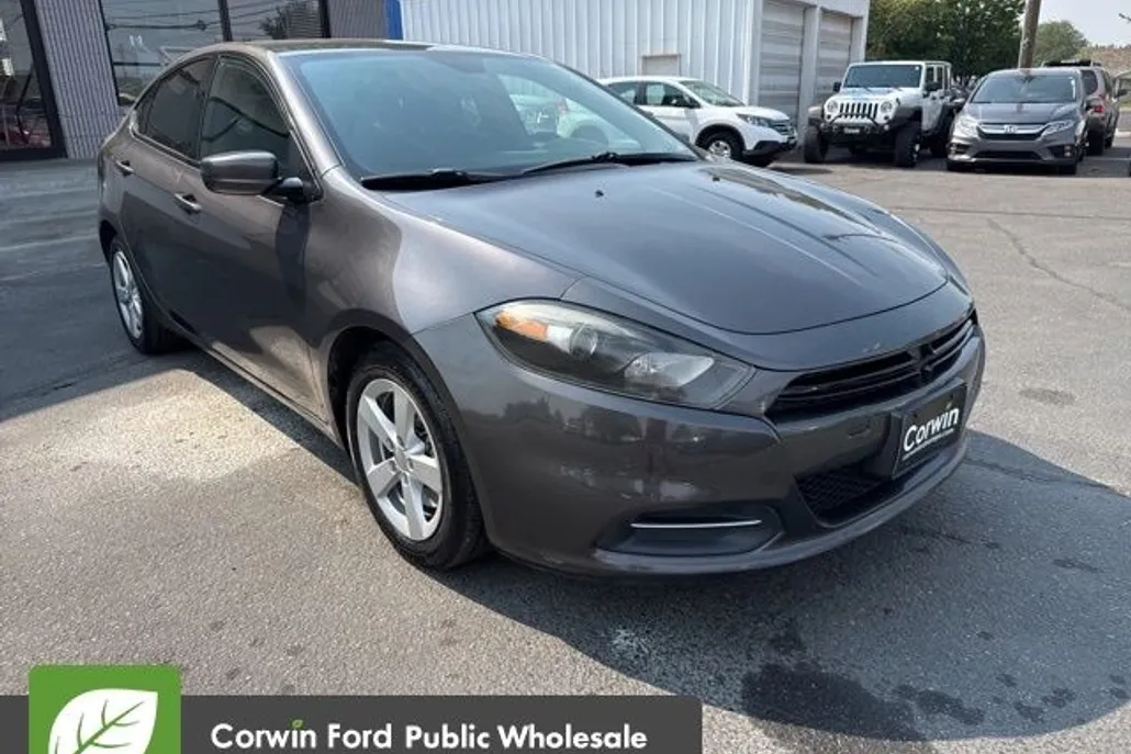2015 Dodge Dart SXT photo 1