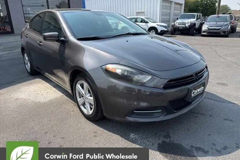 2015 Dodge Dart SXT photo 1