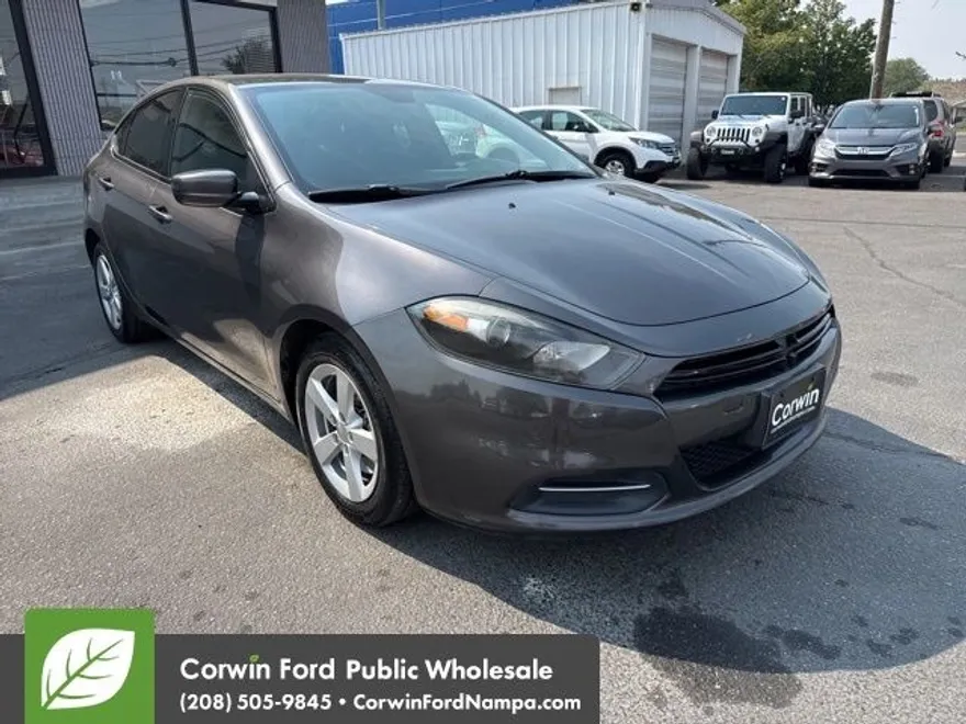 2015 Dodge Dart SXT photo 1