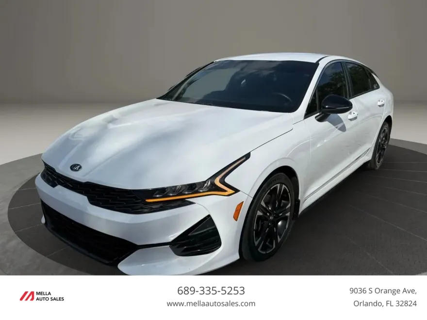 2021 Kia K5 GT-Line photo 1
