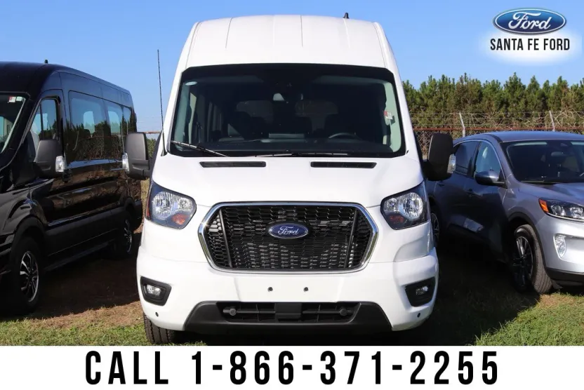 2024 Ford Transit Passenger photo 1