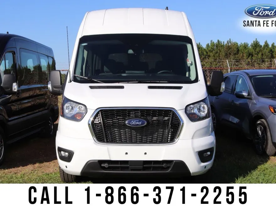 2024 Ford Transit Passenger photo 1