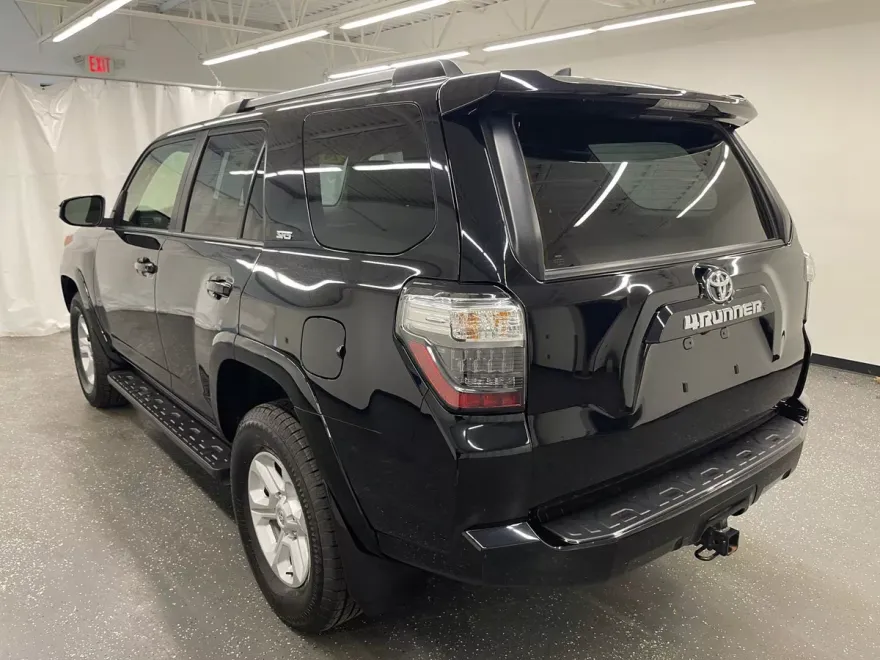 2024 Toyota 4Runner SR5 photo 1