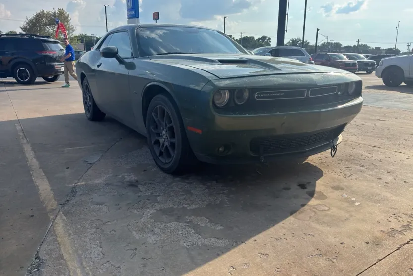2018 Dodge Challenger GT photo 1