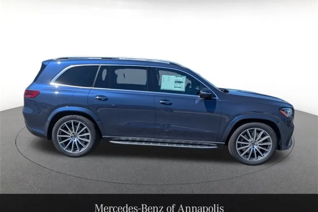2026 Mercedes Benz GLS 580 4MATIC photo 1