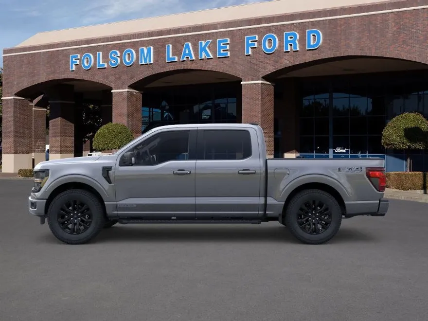 2025 Ford F-150 XLT photo 1