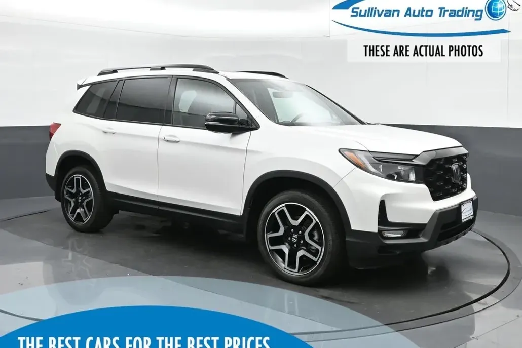 2023 Honda Passport Elite photo 1