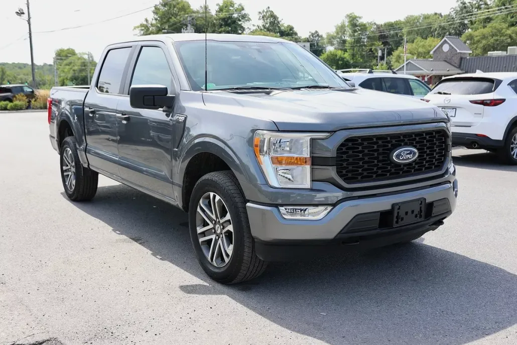 2022 Ford F-150 XL photo 1