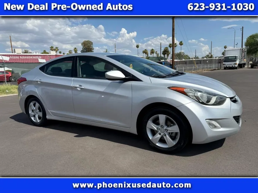 2013 Hyundai Elantra Limited photo 1