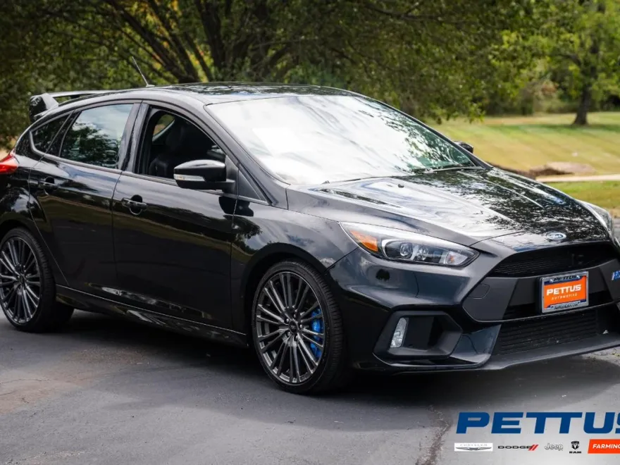2016 Ford Focus RS photo 1