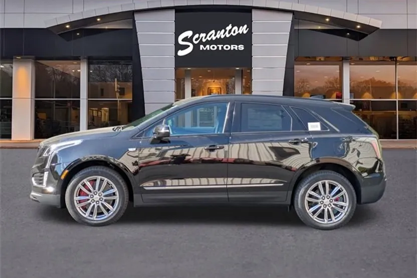 2025 Cadillac XT5 Sport photo 1