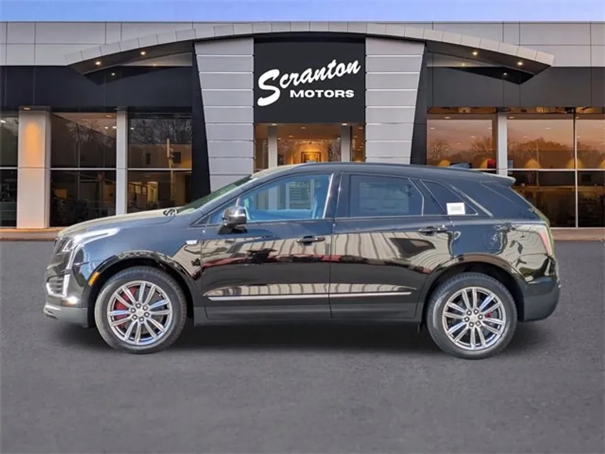 2025 Cadillac XT5 Sport photo 1