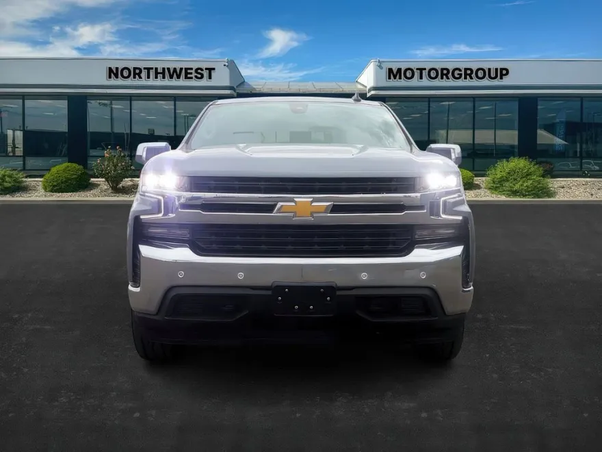 2021 Chevrolet Silverado 1500 LT photo 1