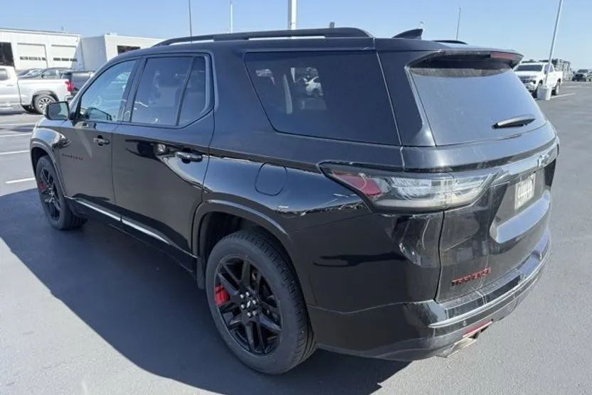 2018 Chevrolet Traverse Premier photo 1