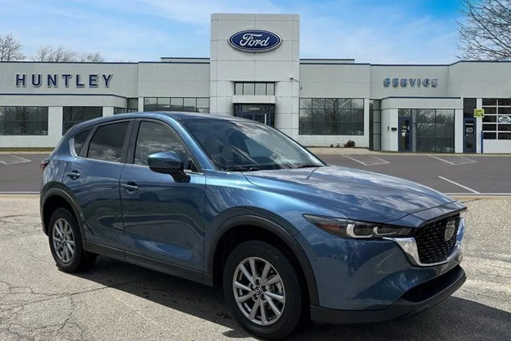 2023 Mazda CX-5 2.5 S Preferred photo 1