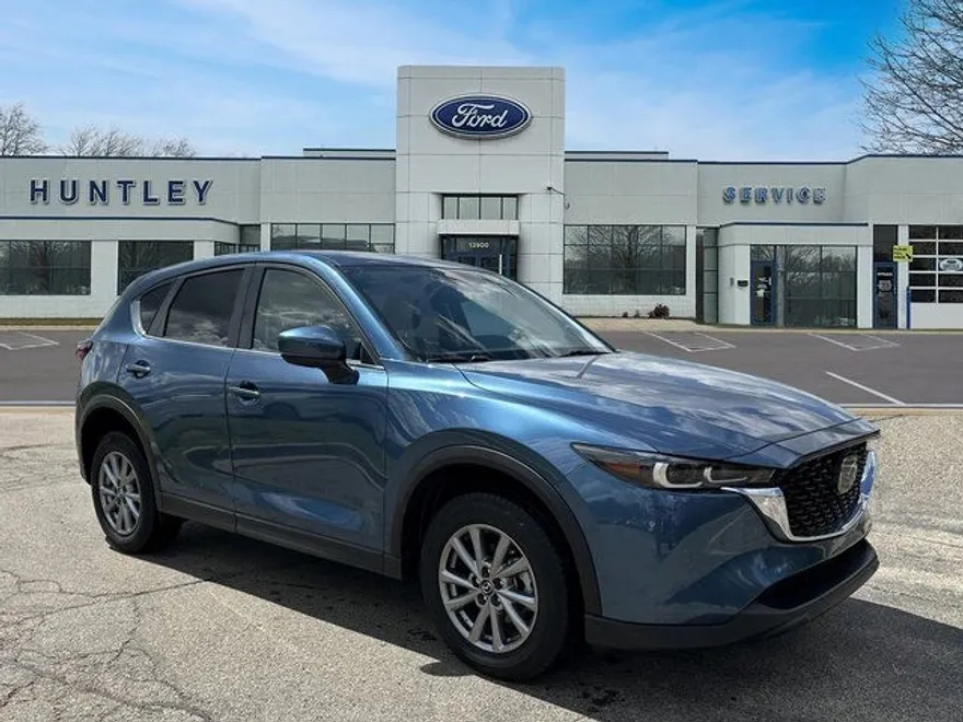 2023 Mazda CX-5 2.5 S Preferred photo 1