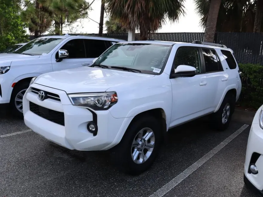2024 Toyota 4Runner SR5 photo 1