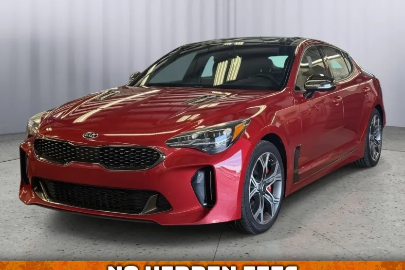 2018 Kia Stinger GT2 photo 1