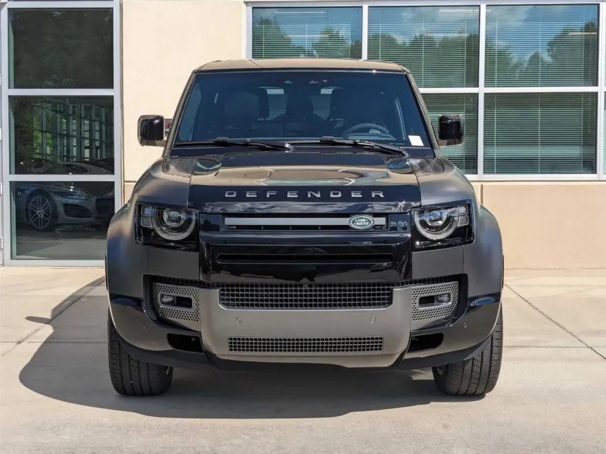 2024 Land Rover Defender 90 Carpathian Edition photo 1