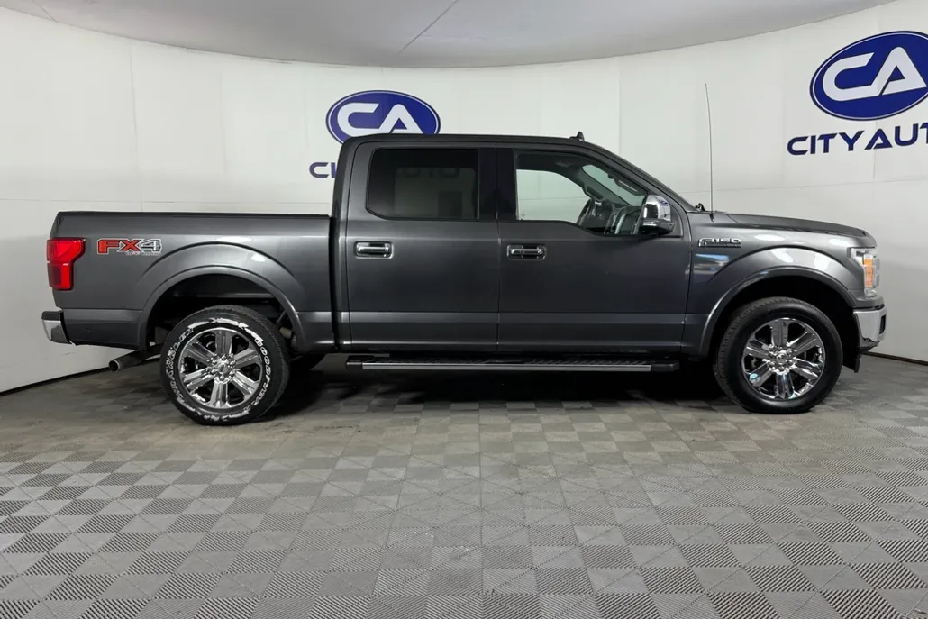 2019 Ford F-150 Lariat photo 1