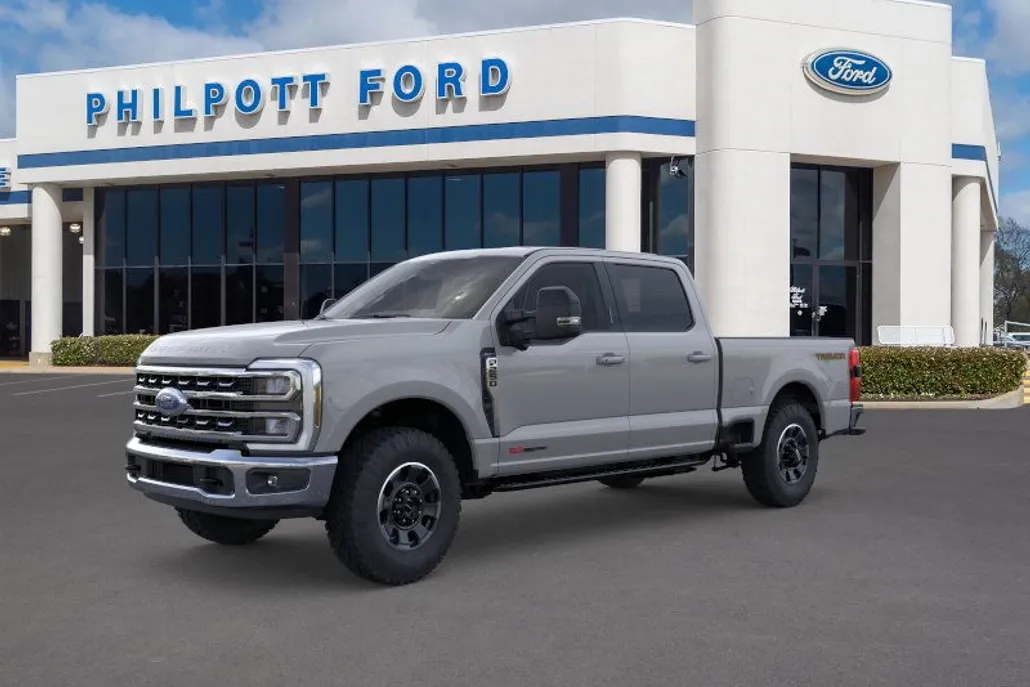 2025 Ford F-250 Lariat photo 1