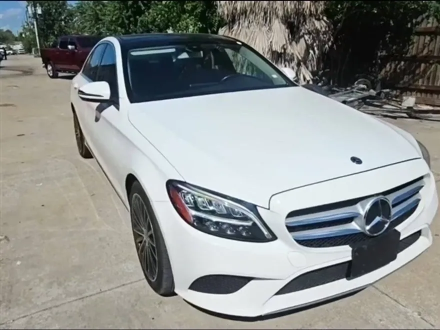 2019 Mercedes Benz C 300 photo 1