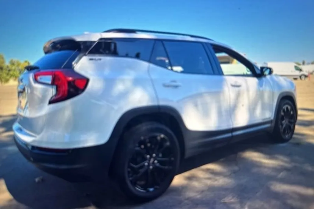 2022 Gmc Terrain SLT photo 1