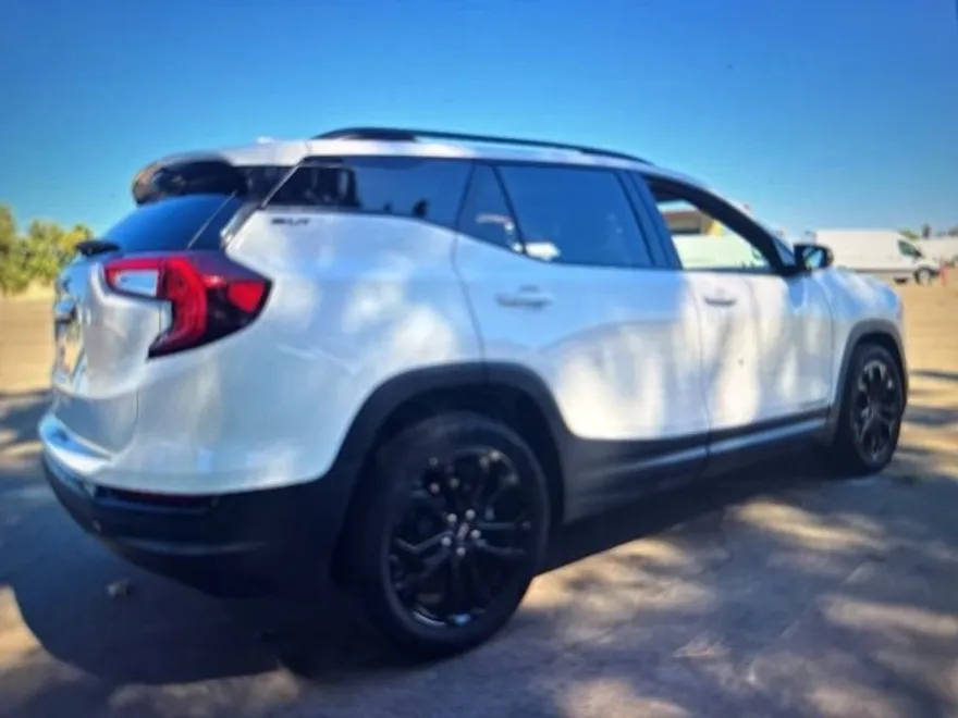 2022 Gmc Terrain SLT photo 1