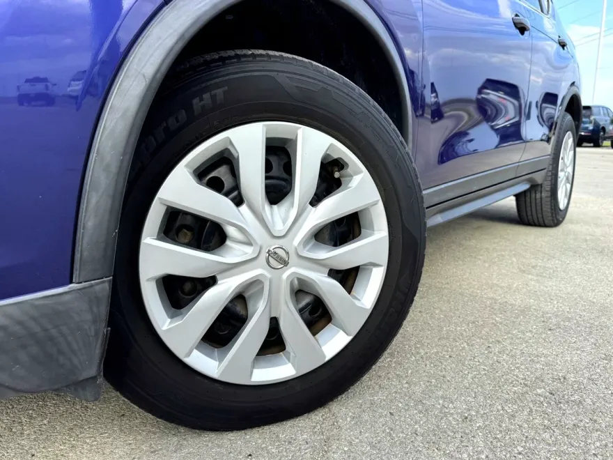 2018 Nissan Rogue S photo 1