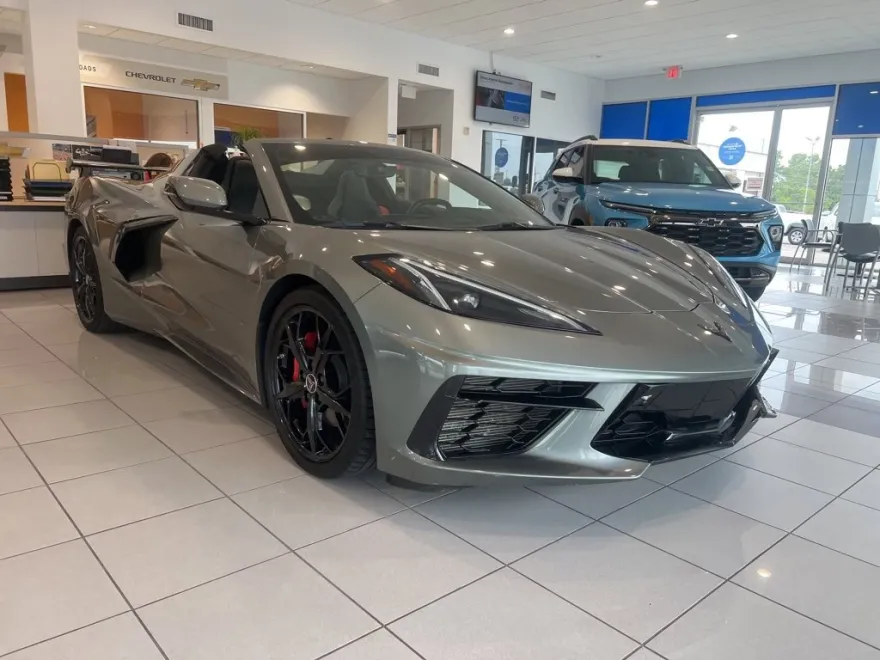 2023 Chevrolet Corvette Stingray 2LT photo 1
