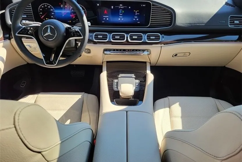2026 Mercedes Benz GLE 450 4MATIC photo 1