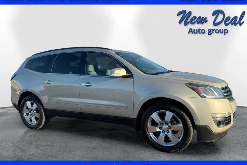 2015 Chevrolet Traverse LTZ photo 1
