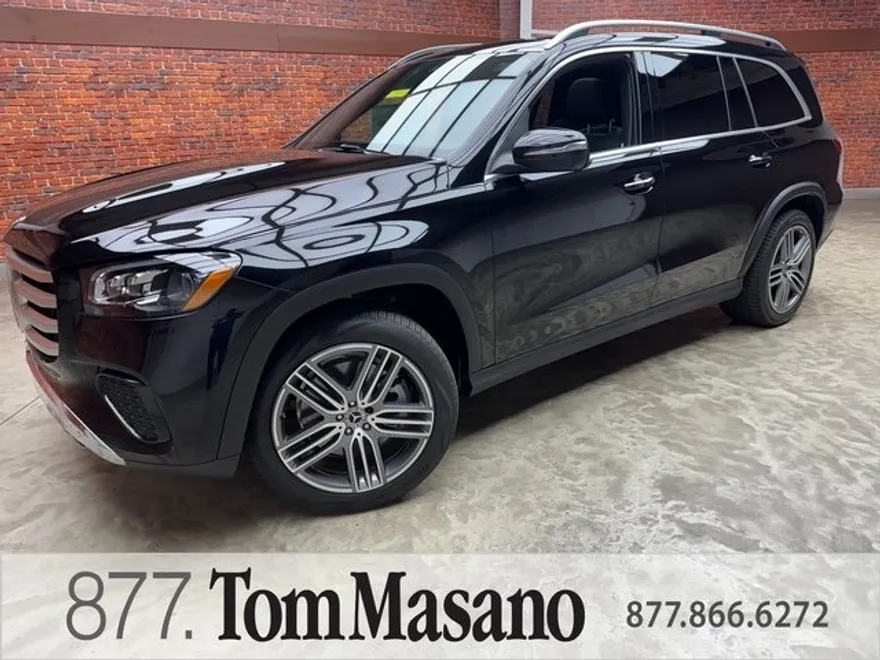 2025 Mercedes Benz GLS 450 4MATIC photo 1