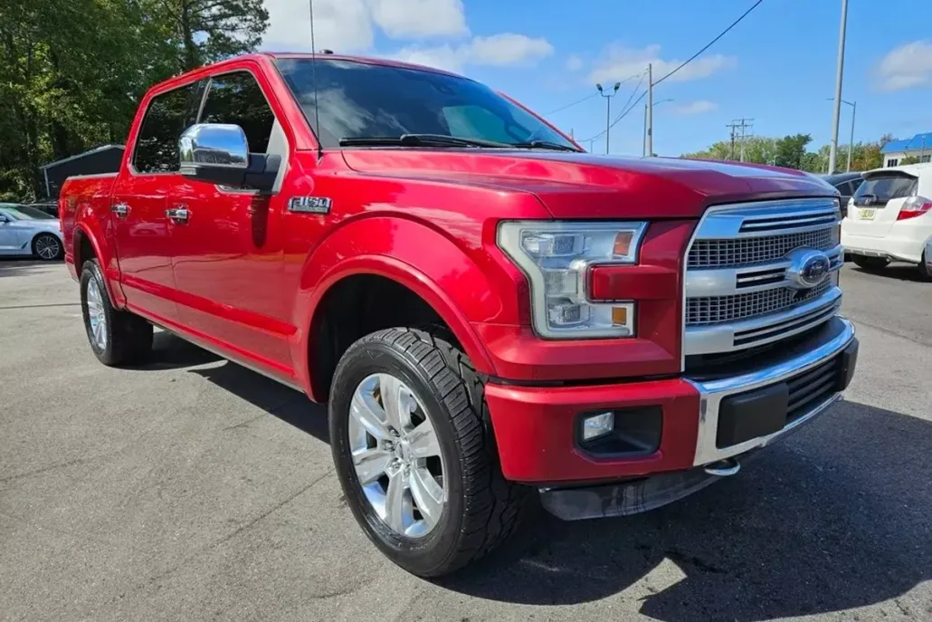 2015 Ford F-150 photo 1