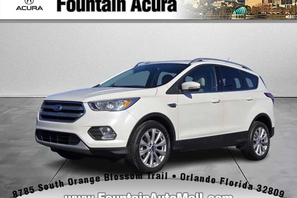 2017 Ford Escape Titanium photo 1