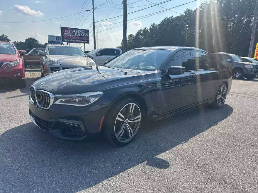 2019 Bmw 750i Sedan photo 1