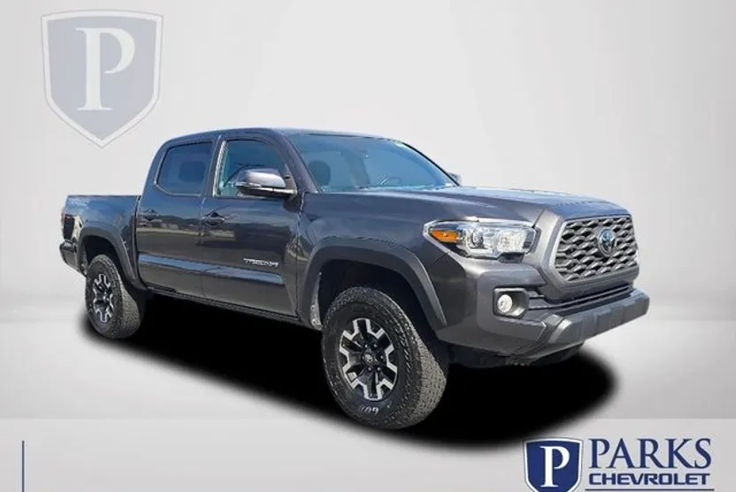 2023 Toyota Tacoma TRD Off-Road photo 1