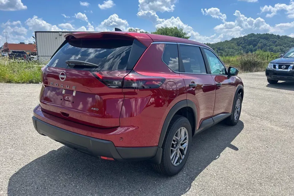 2026 Nissan Rogue S photo 1