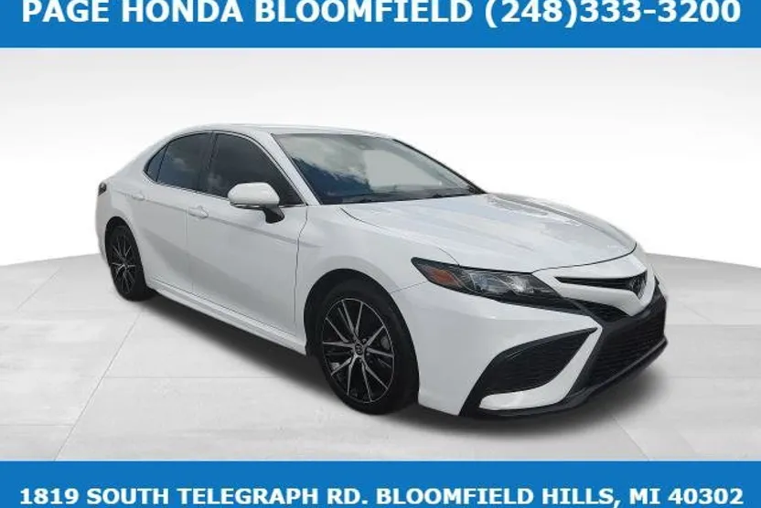 2023 Toyota Camry SE photo 1