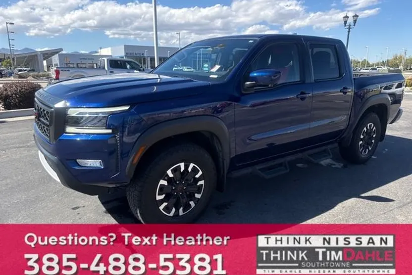 2023 Nissan Frontier PRO-4X photo 1